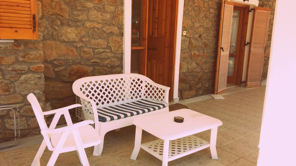 Dafni Apartments Kastri  Exterior photo